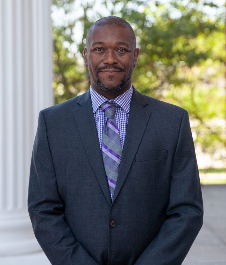 Dr. Lewis Brogdon photo